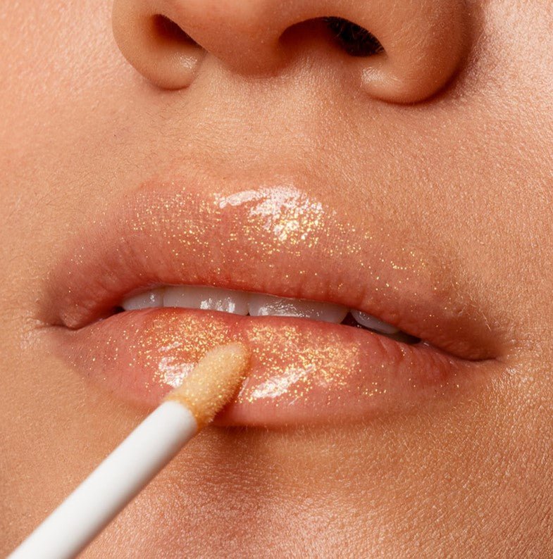 Lip Gloss Temptation - Fantasy Gold - Essentials EG