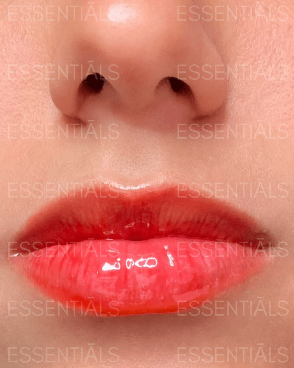 Crimson Gloss Temptation - Celestial Glow - Essentials